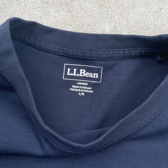 L.L. Bean Navy Blue T-Shirt - size L - Picture 3 of 6